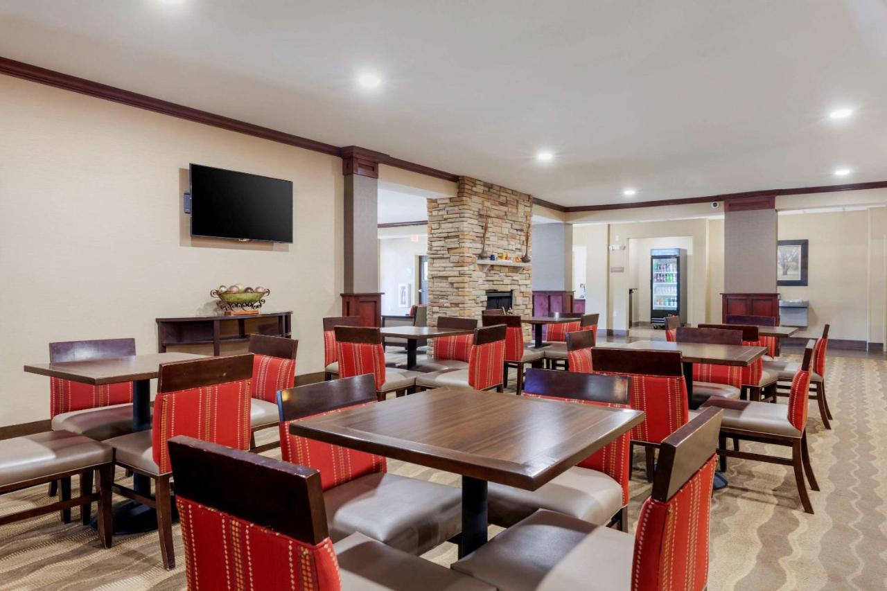 Comfort Inn Plover-Stevens Point Extérieur photo