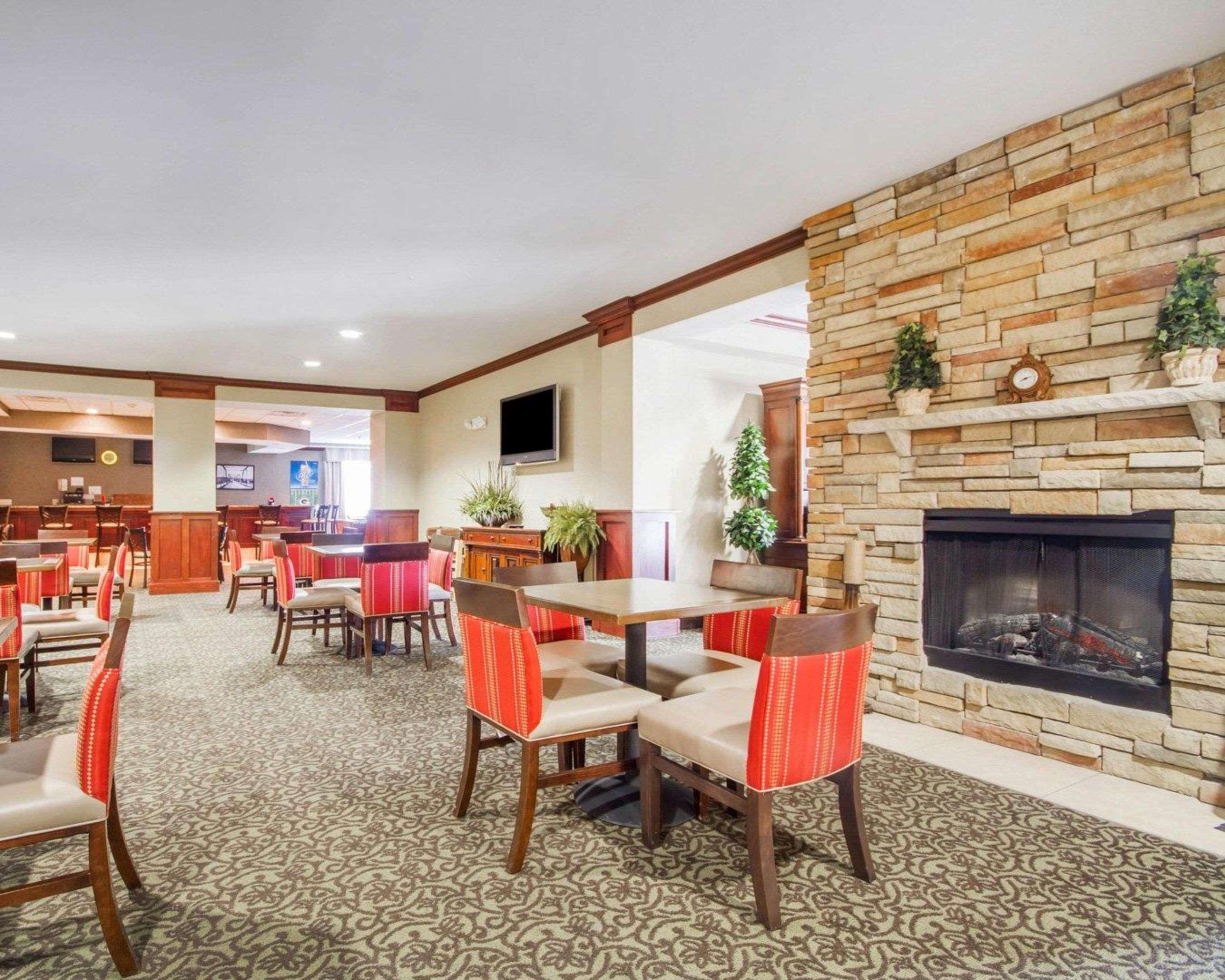 Comfort Inn Plover-Stevens Point Extérieur photo